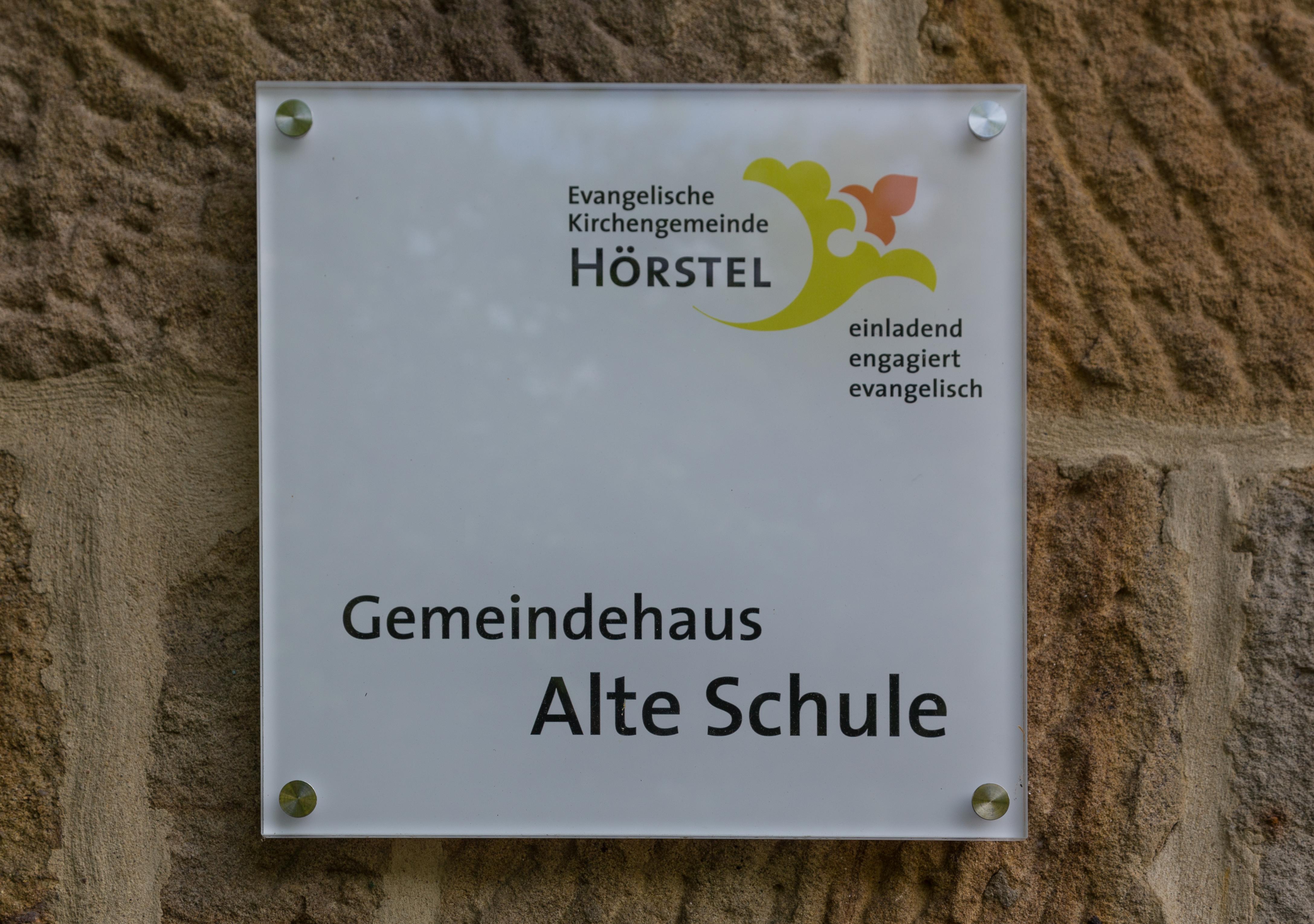 Einladende Sitzecken für Gemütlichkeit gestalten